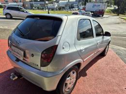 CHEVROLET - CELTA - 2011/2012 - Prata - R$ 29.500,00