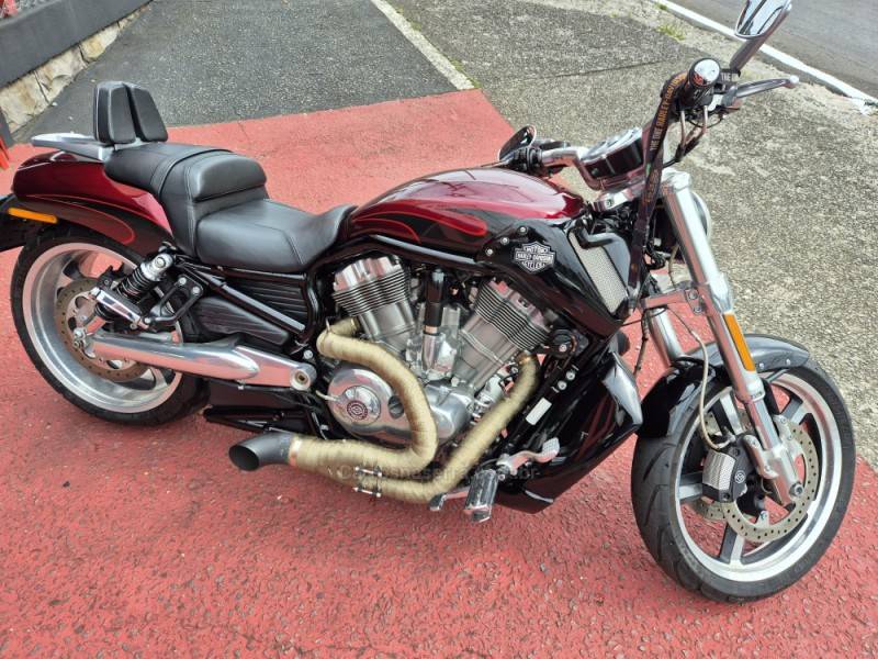 HARLEY-DAVIDSON - V-ROD MUSCLE - 2015/2015 - Vermelha - R$ 68.900,00