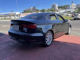 AUDI - A3 - 2014/2014 - Preta - R$ 74.000,00