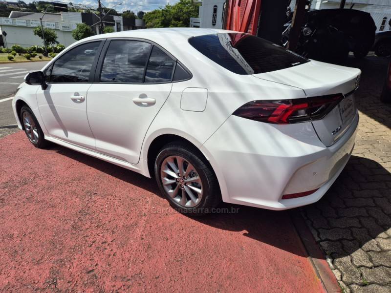 TOYOTA - COROLLA - 2024/2024 - Branca - Sob Consulta